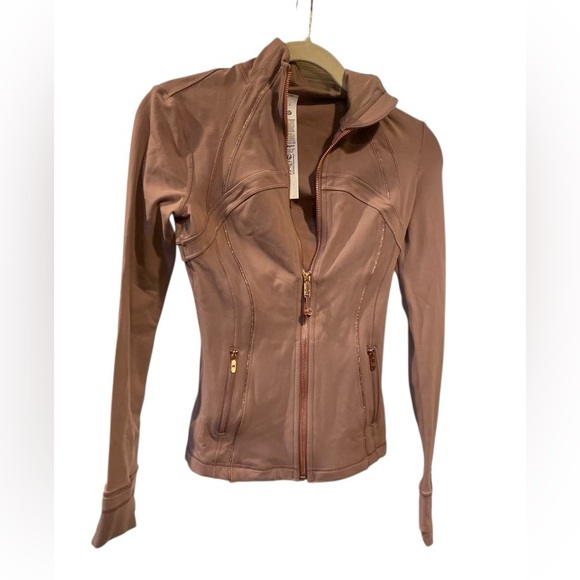 NWT Lululemon define jacket TWILIGHT ROSE Size:2